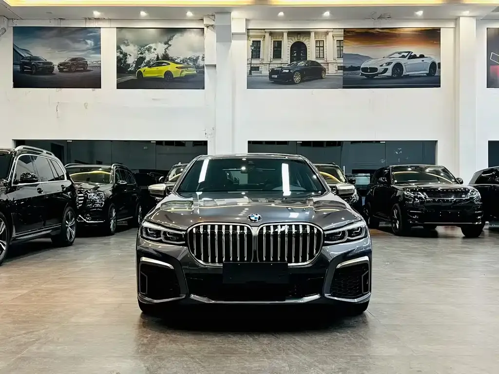 BMW 7 Series — фото 2