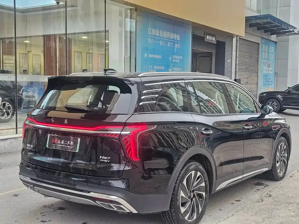 Hongqi HS7 PHEV — фото 3
