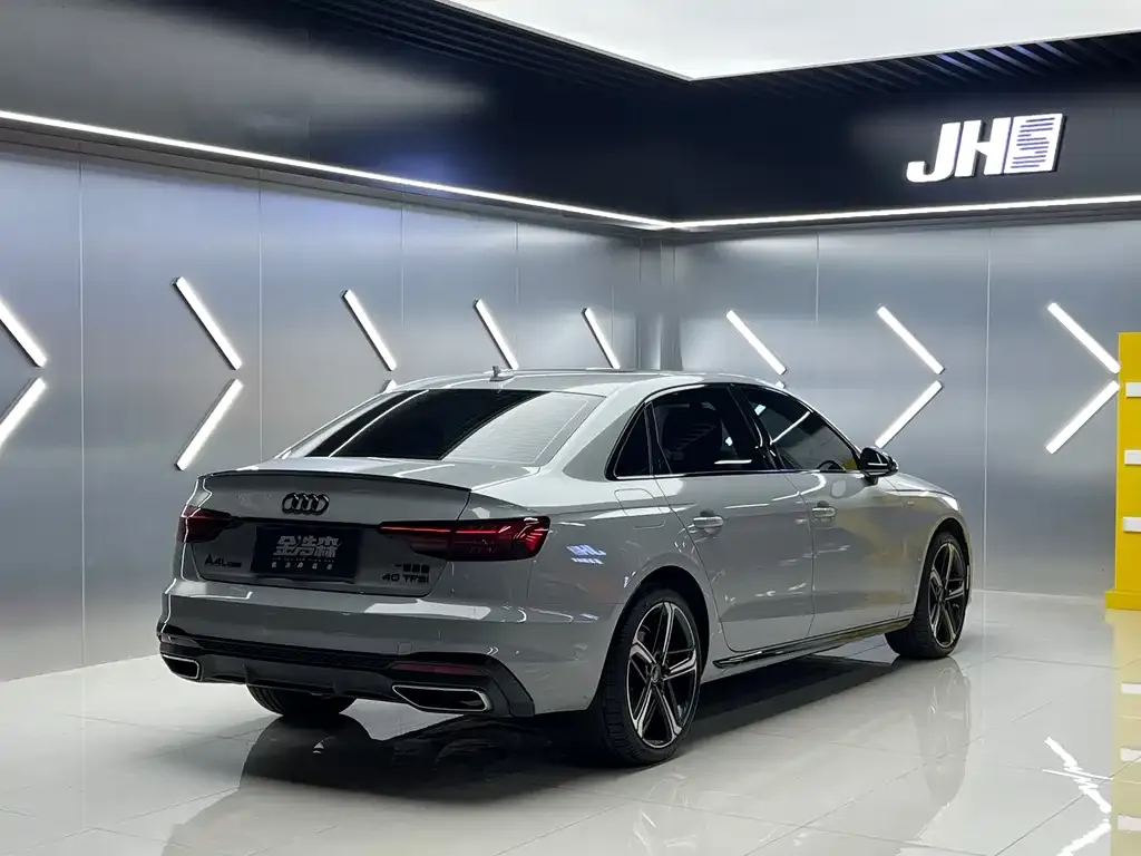 Audi A4L 2024 из CN, фото 4