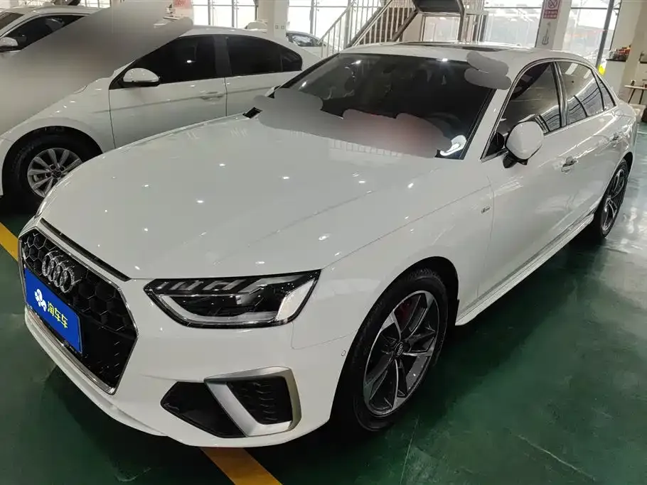Audi A4L 2021 из CN, фото 1