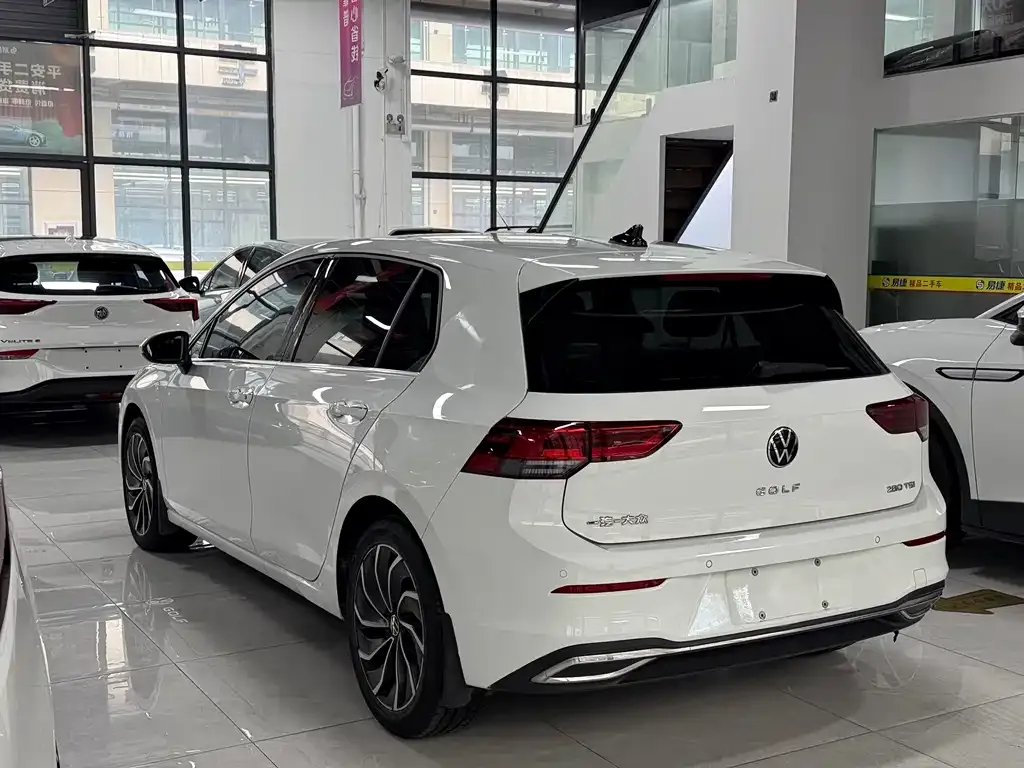 Volkswagen Golf 2021 из CN, фото 10