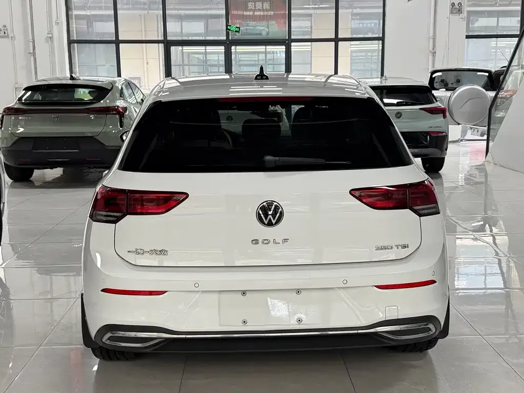 Volkswagen Golf 2021 из CN, фото 8