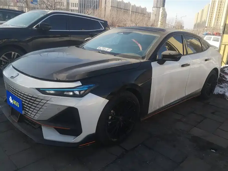 Changan UNI-V 2023 из CN, фото 1