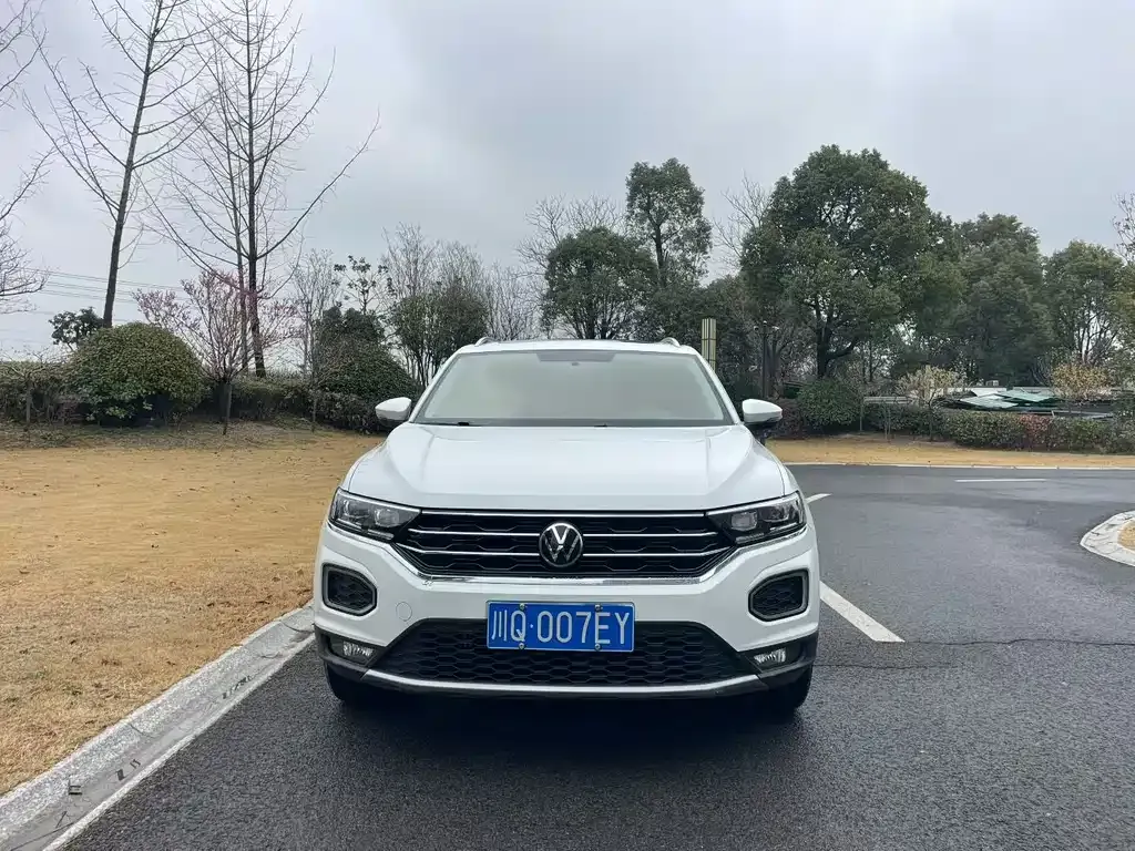 Volkswagen T-Roc 2022 из CN, фото 1