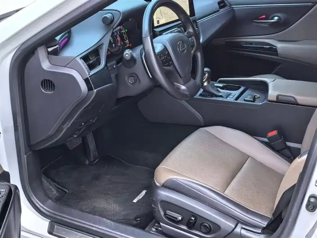 Lexus ES 2023 из CN, фото 5