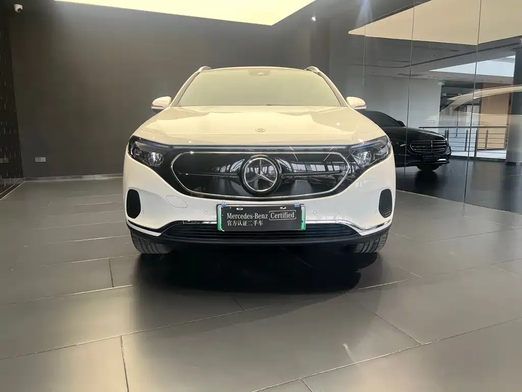 Mercedes-Benz EQA — фото 10