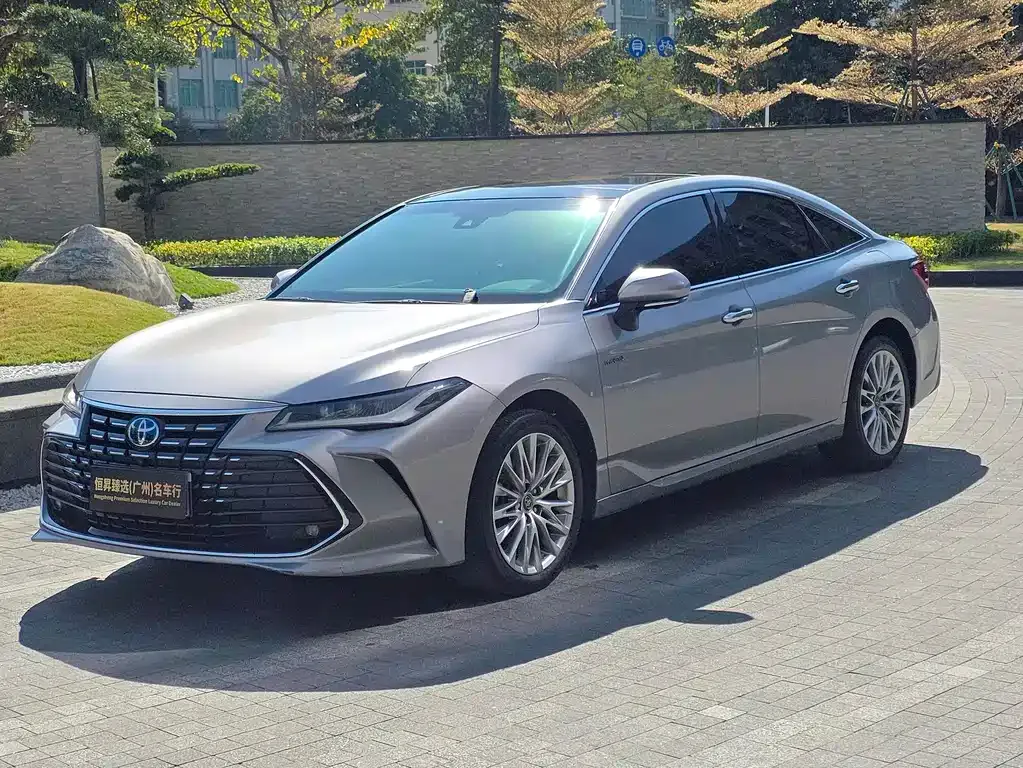 Toyota Avalon 2023 из CN, фото 1