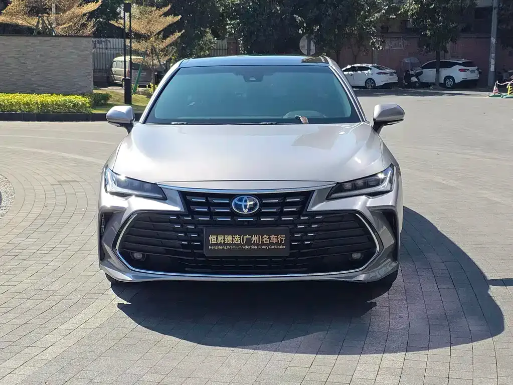 Toyota Avalon 2023 из CN, фото 4