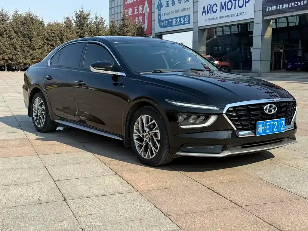 Hyundai Mistra