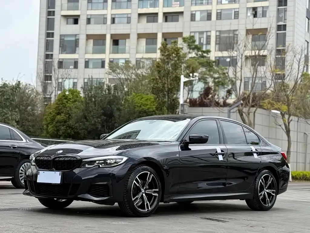 BMW 3 Series — фото 1
