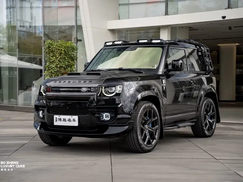 Land Rover Defender — фото 1