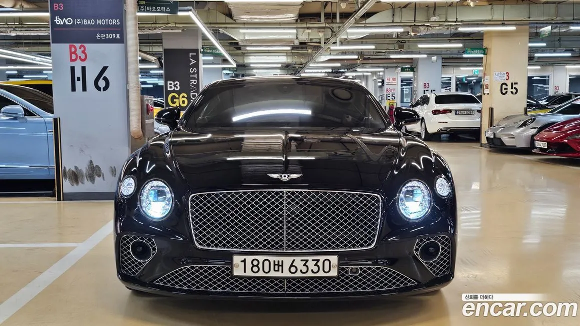 Bentley Continental 2021 из KR, фото 10