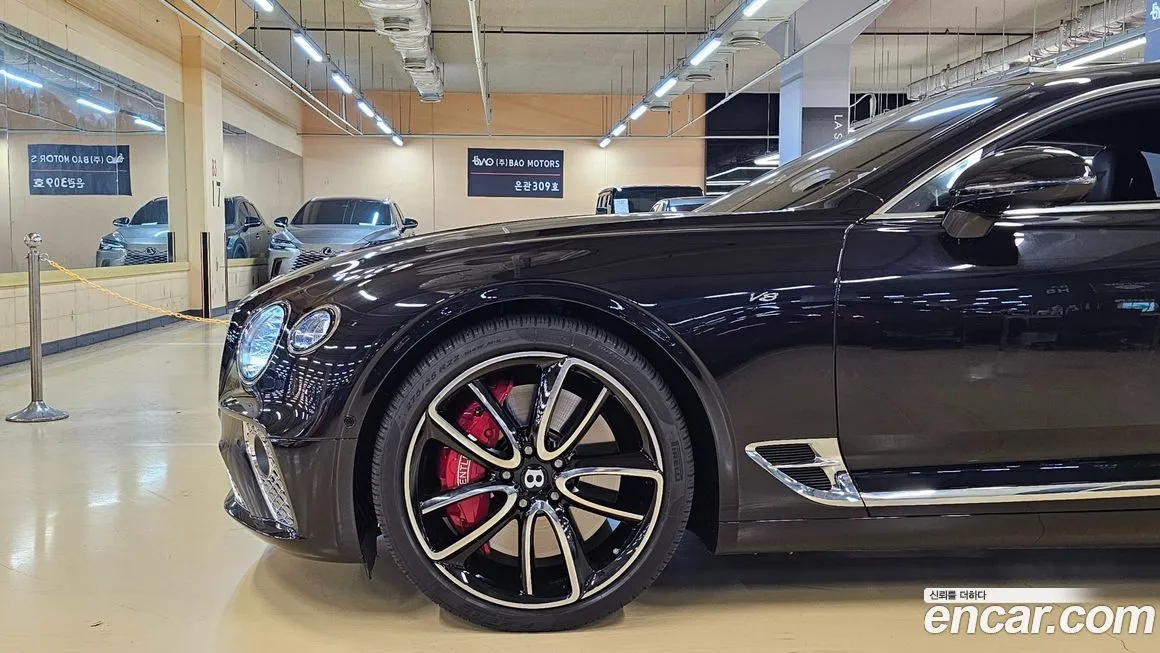 Bentley Continental 2021 из KR, фото 2