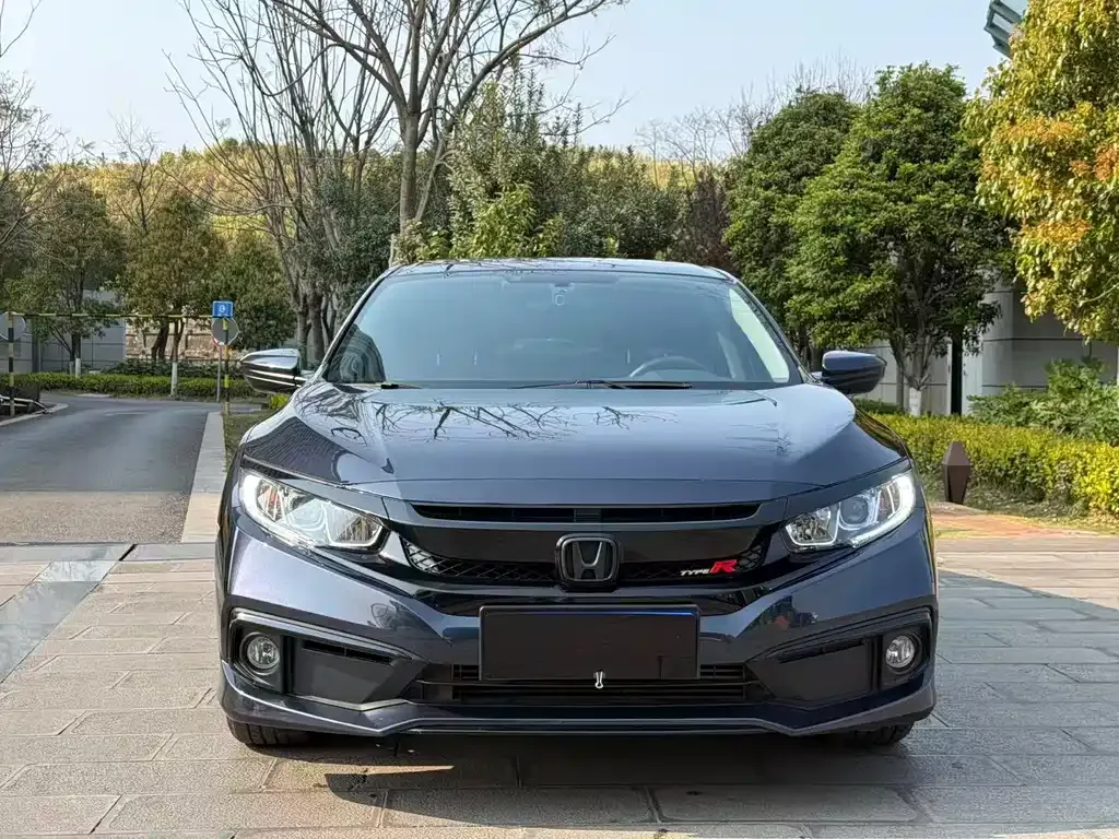 Honda Civic — фото 7