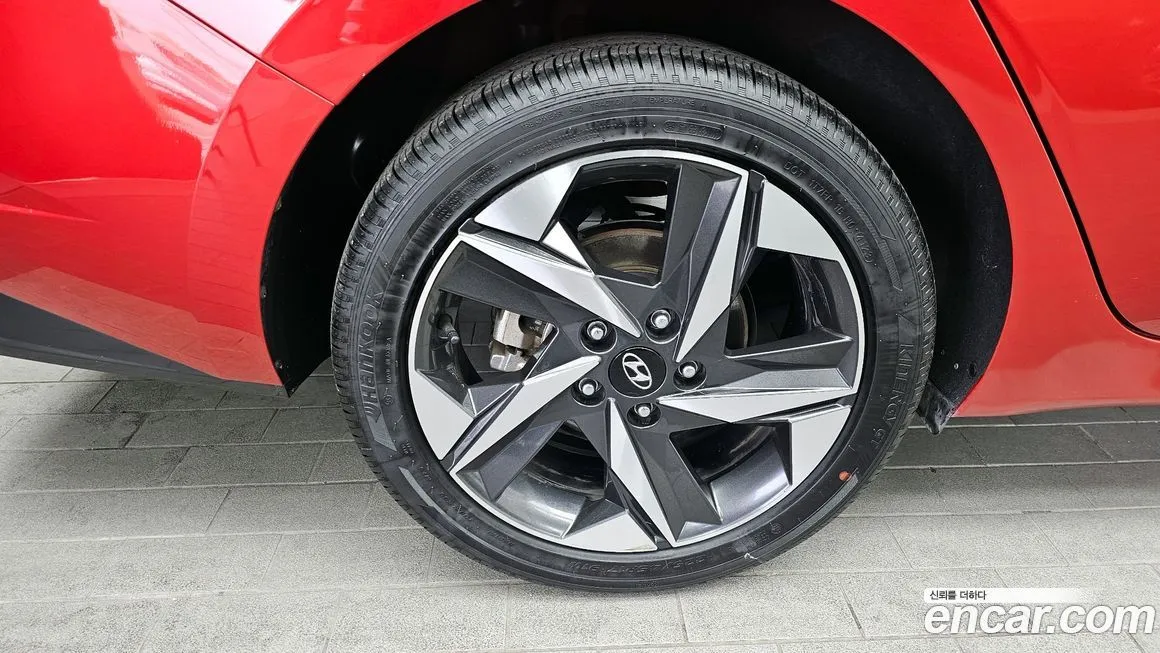 Hyundai AVANTE — фото 6
