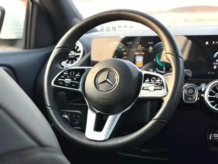 Mercedes-Benz GLA 2023 из CN, фото 5