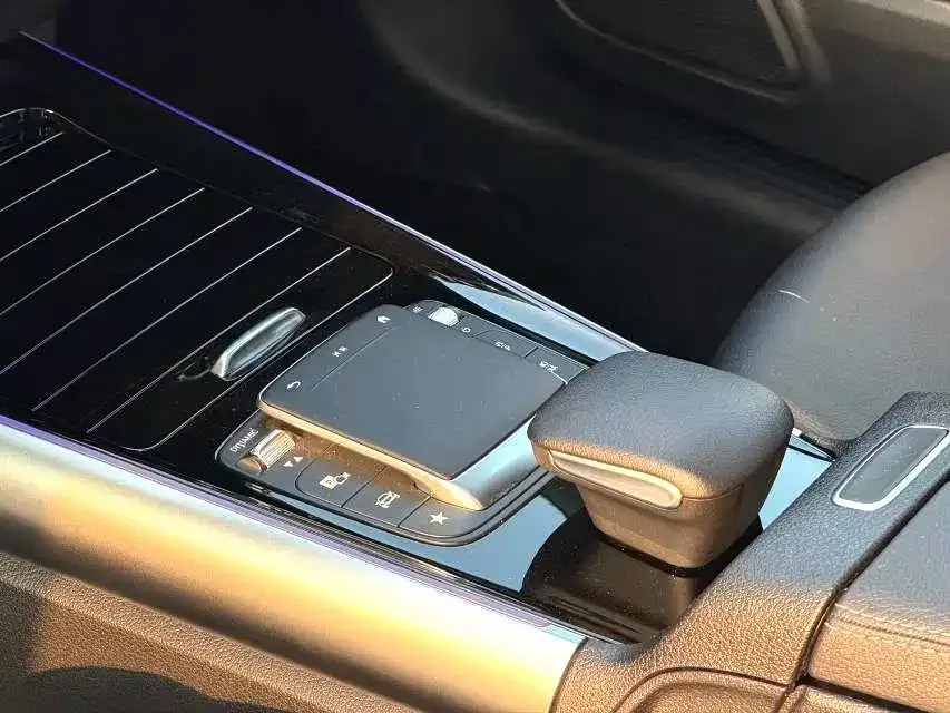 Mercedes-Benz GLA 2023 из CN, фото 7