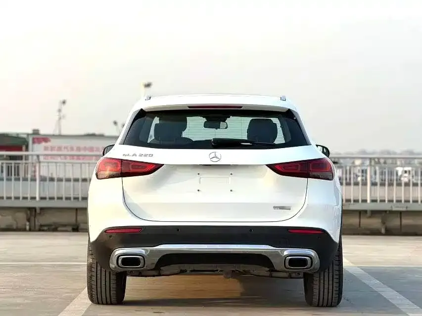Mercedes-Benz GLA 2023 из CN, фото 3