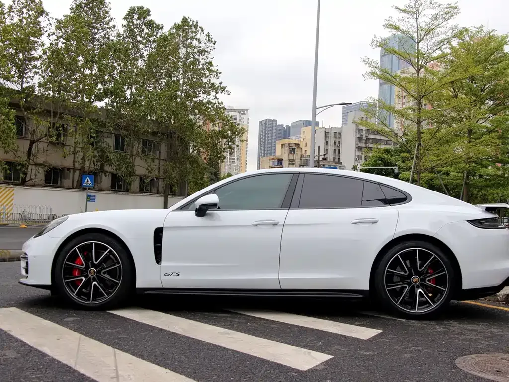 Porsche Panamera 2023 из CN, фото 7