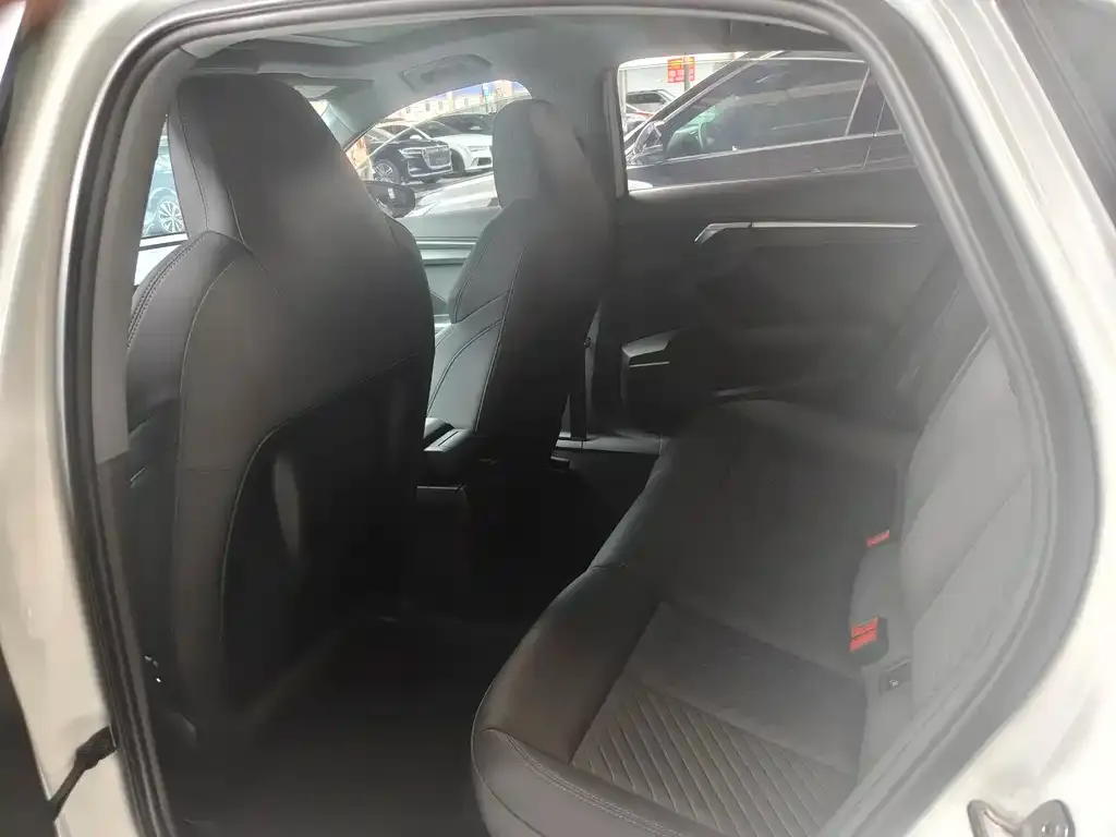 Audi A3 2021 из CN, фото 3