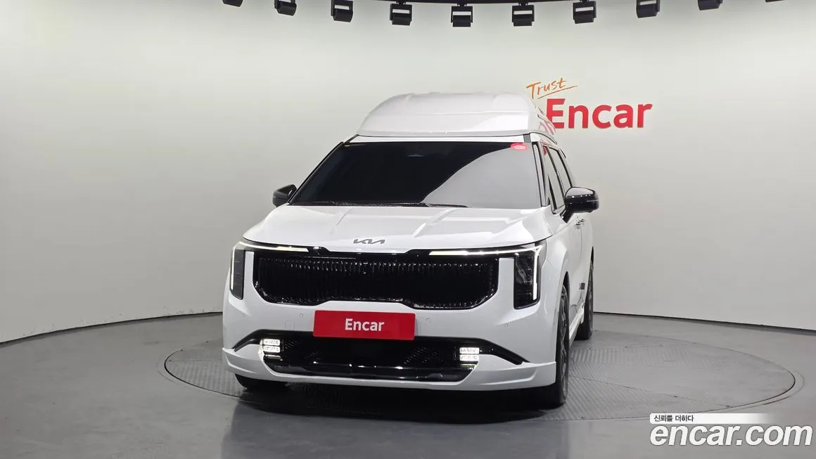 Kia Carnival — фото 10
