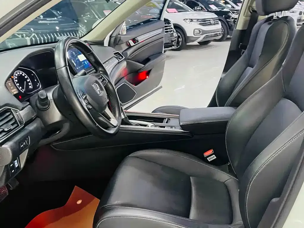 Honda Inspire 2021 из CN, фото 10