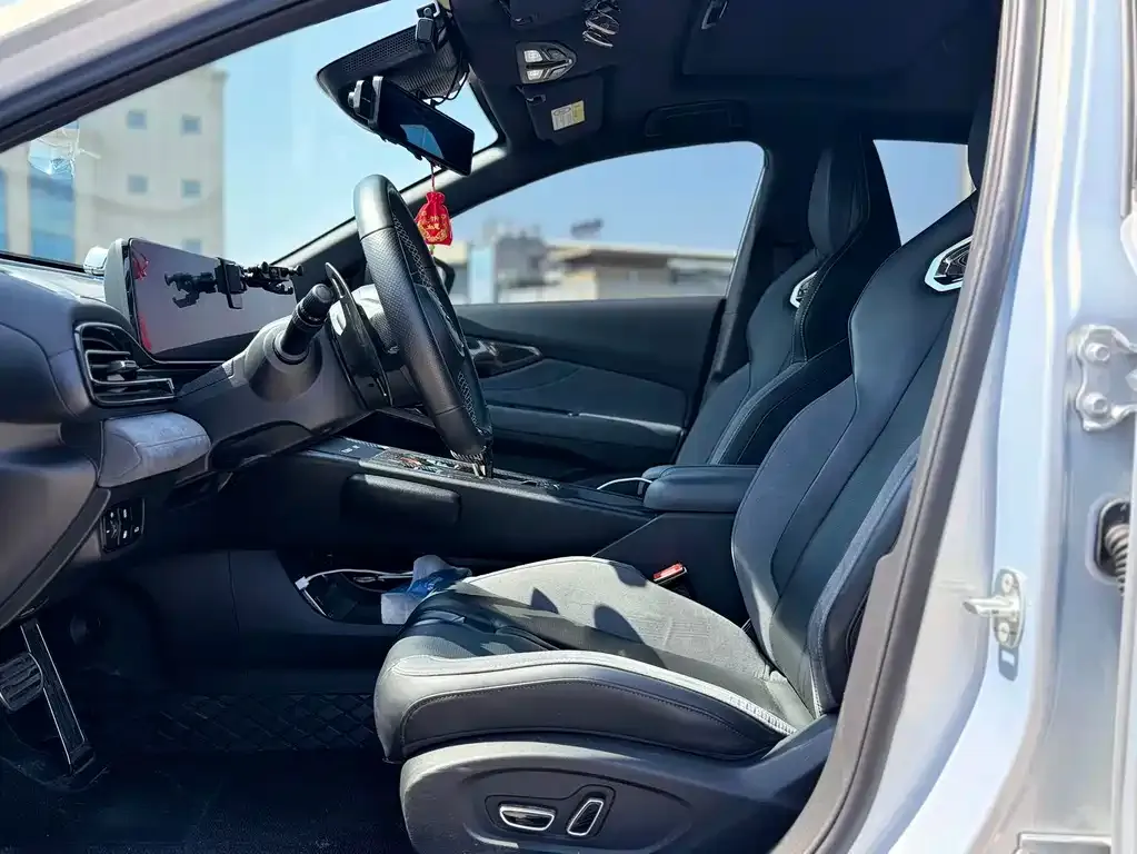 GAC Motor Shadow Leopard — фото 5