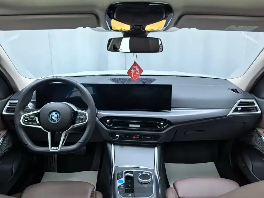 BMW i3 2025 из CN, фото 4