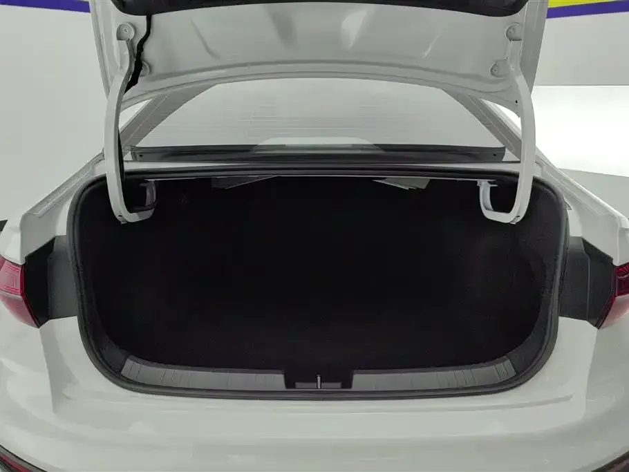 Jetta VA7 2025 из CN, фото 2