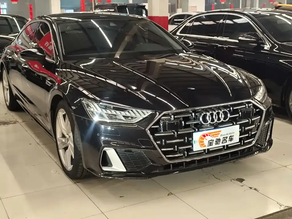 Audi A7L 2023 из CN, фото 10