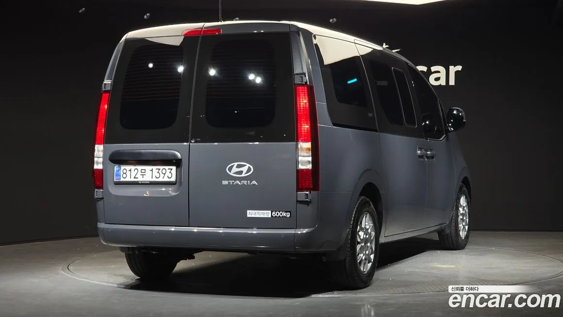 Hyundai Staria — фото 2