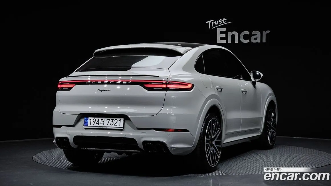 Porsche Cayenne — фото 3
