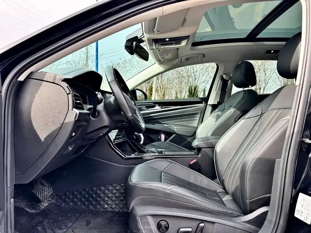 Volkswagen Passat — фото 5