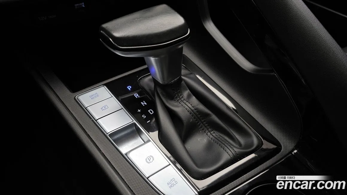Hyundai AVANTE — фото 4
