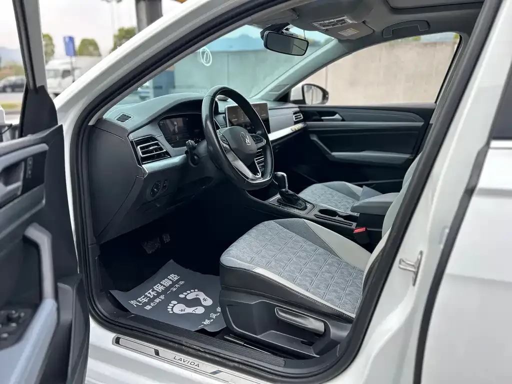 Volkswagen Lavida 2022 из CN, фото 3