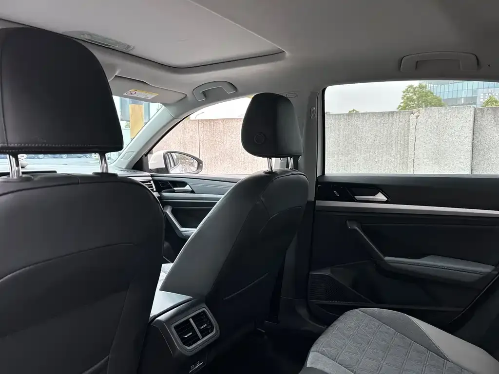 Volkswagen Lavida 2022 из CN, фото 5