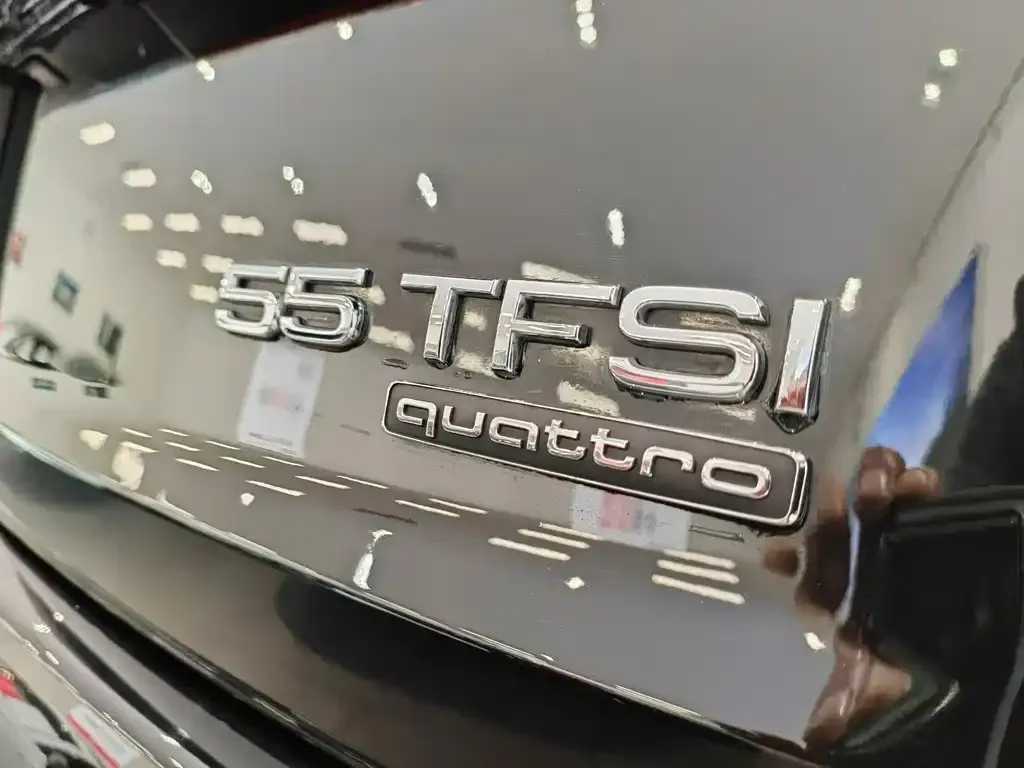 Audi Q7 2023 из CN, фото 3