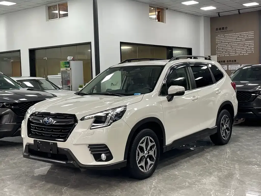 Subaru Forester 2022 из CN, фото 1