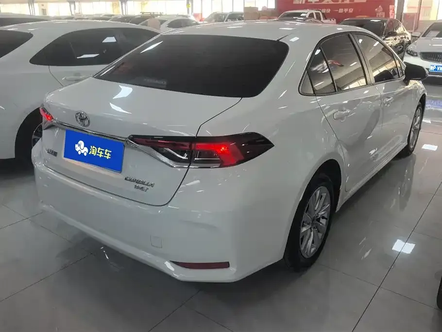 Toyota Corolla 2025 из CN, фото 3