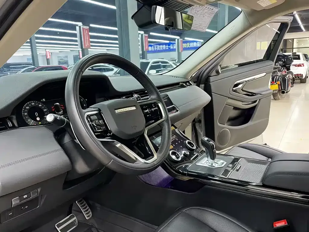 Land Rover Evoque — фото 9