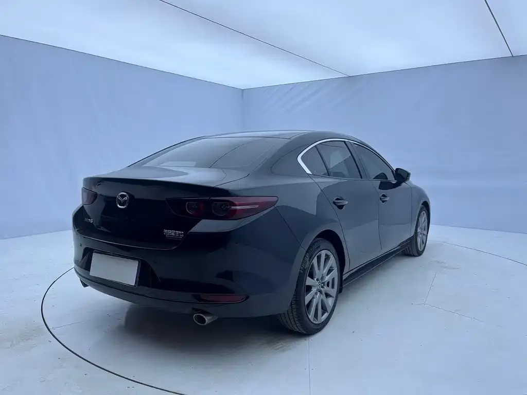 Mazda 3 Axela 2022 из CN, фото 4