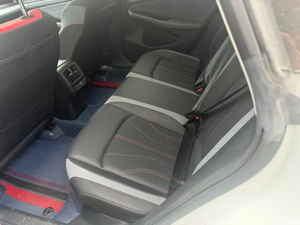 Volkswagen Lamando 2023 из CN, фото 6