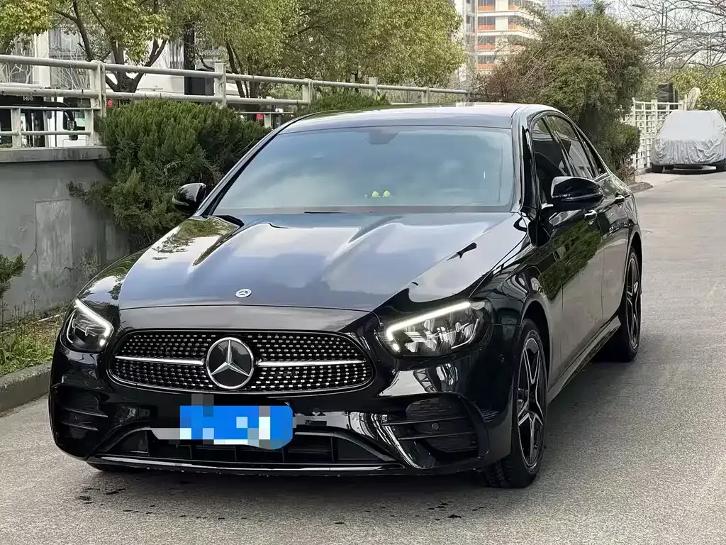 Mercedes-Benz E-Class (Import) — фото 1