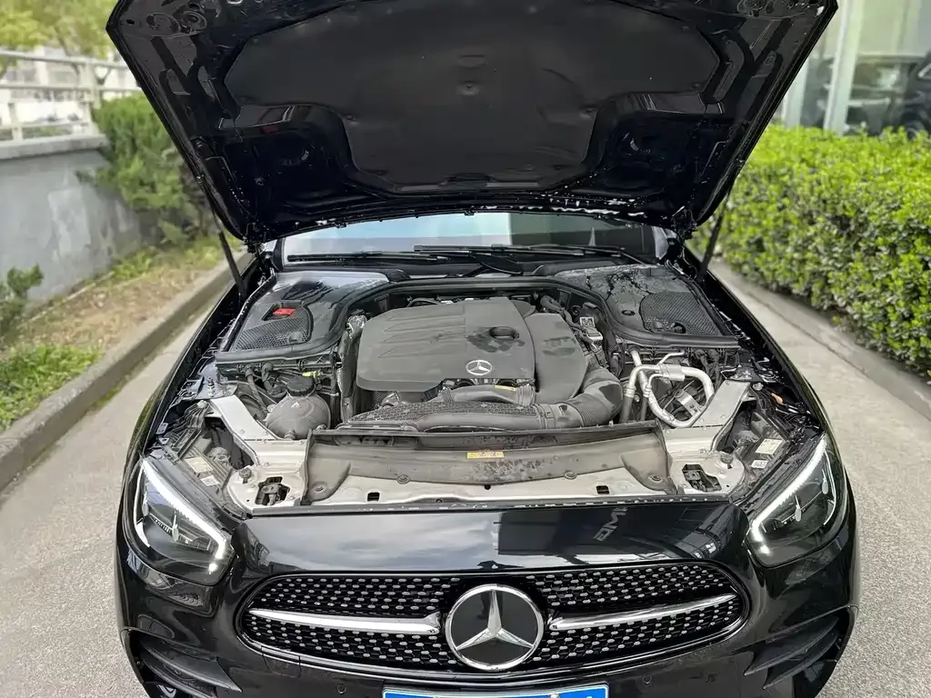 Mercedes-Benz E-Class (Import) — фото 9