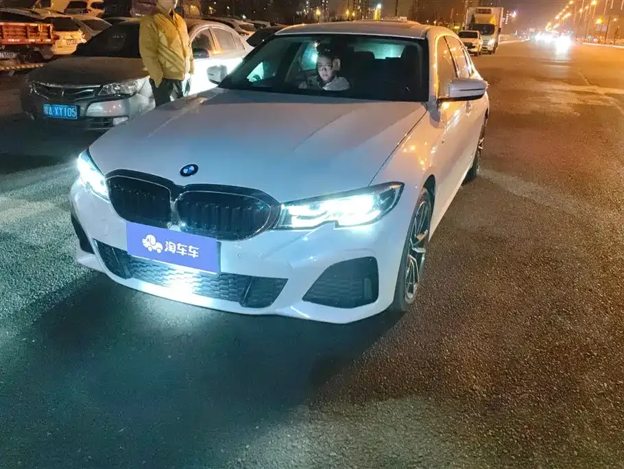 BMW 3 Series — фото 1