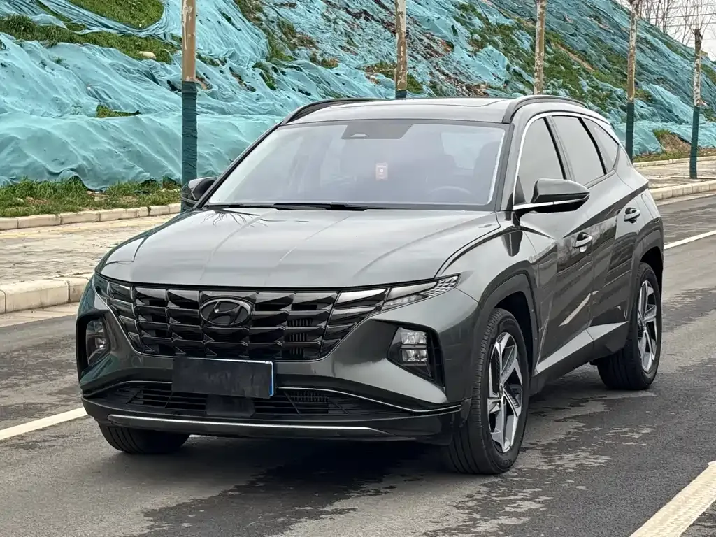 Hyundai Tucson — фото 1