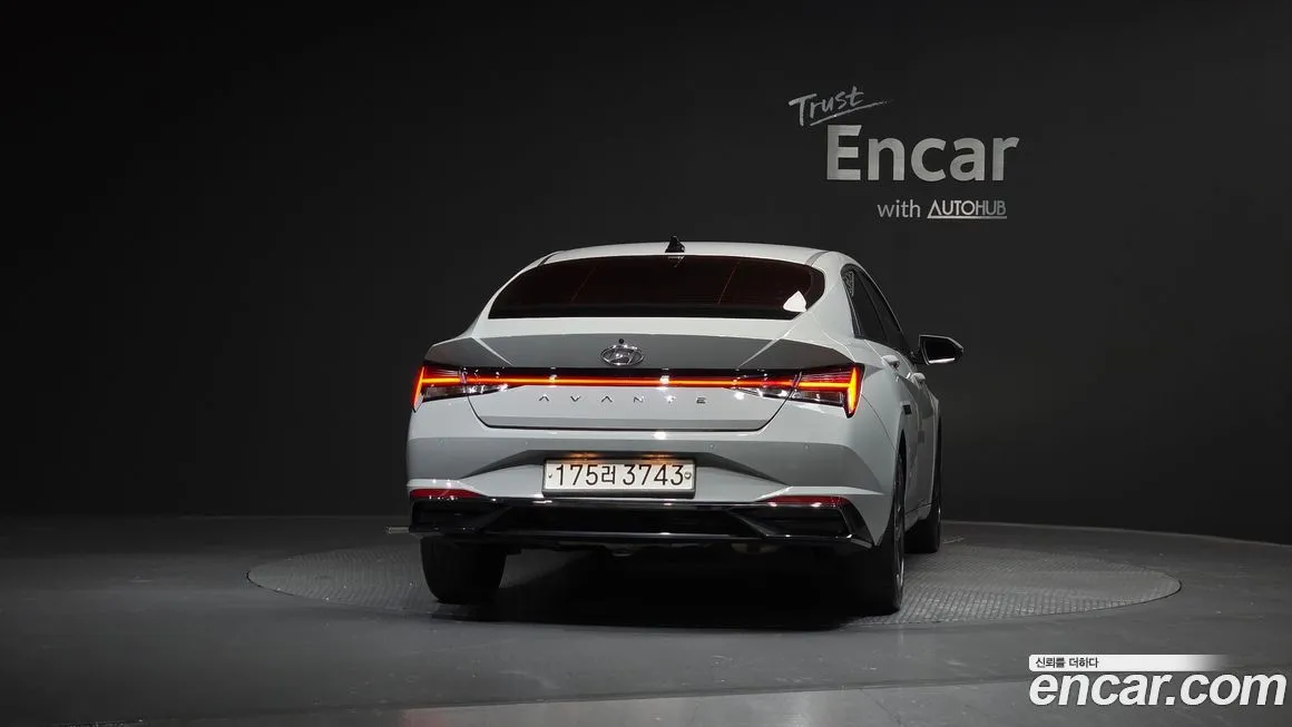 Hyundai AVANTE — фото 2