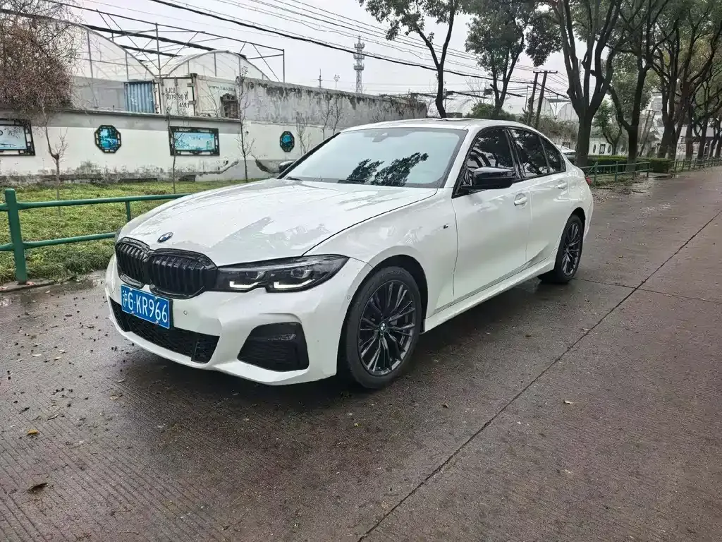 BMW 3 Series — фото 1