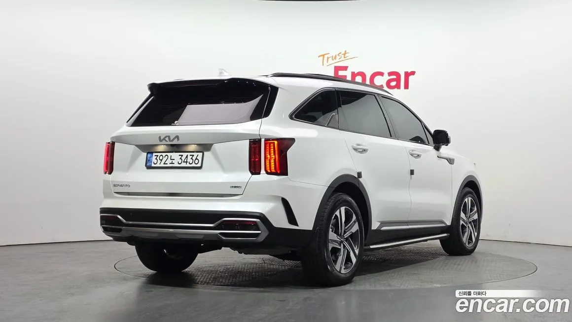 Kia Sorento — фото 8