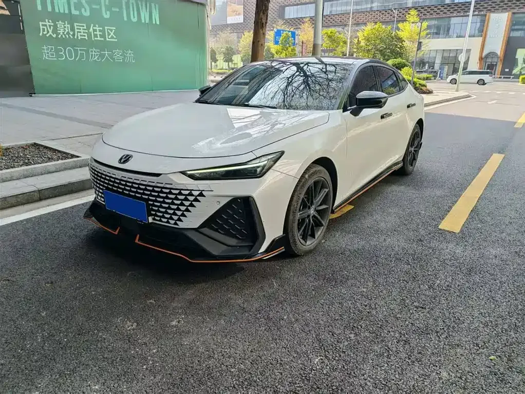 Changan UNI-V 2023 из CN, фото 1